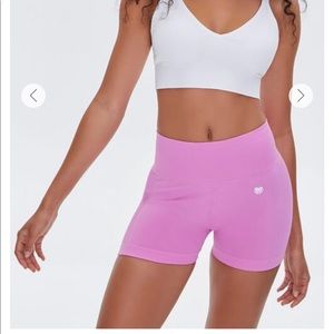 Pink seamless bike shorts